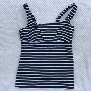 Lands End Swimsuit Top- 8D